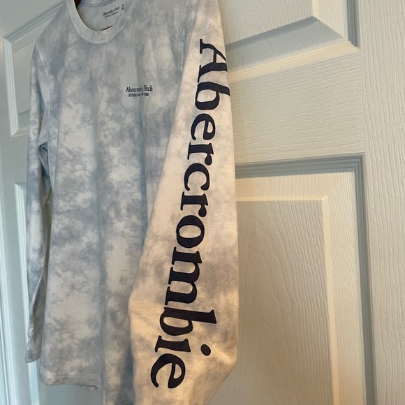 Abercrombie Long-Sleeve Print Logo Tee Light Blue Dye Effect Soft AF XS - Picture 4 of 10